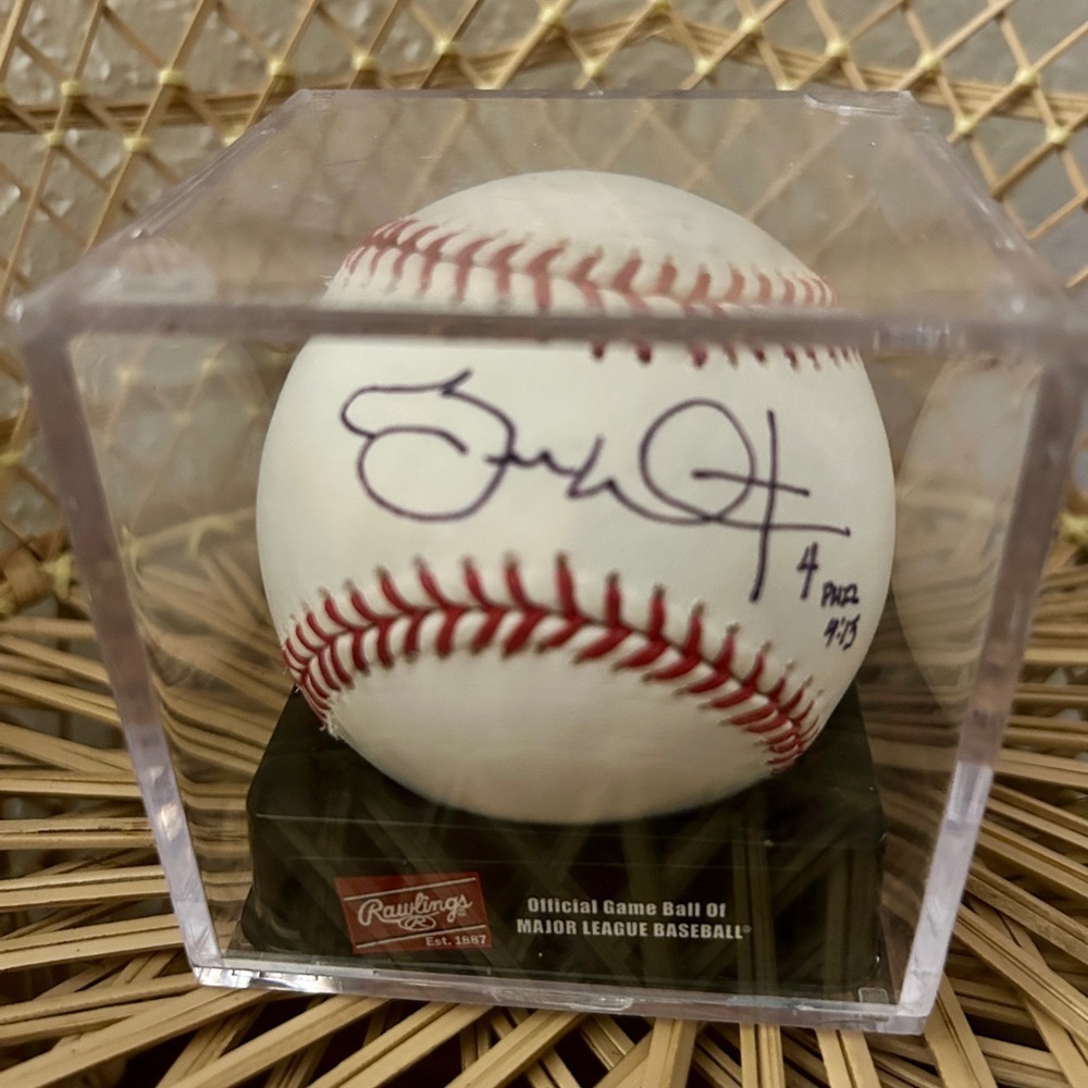 Zach Walter’s Autographed Baseball in Case 2014 Washington Nationals